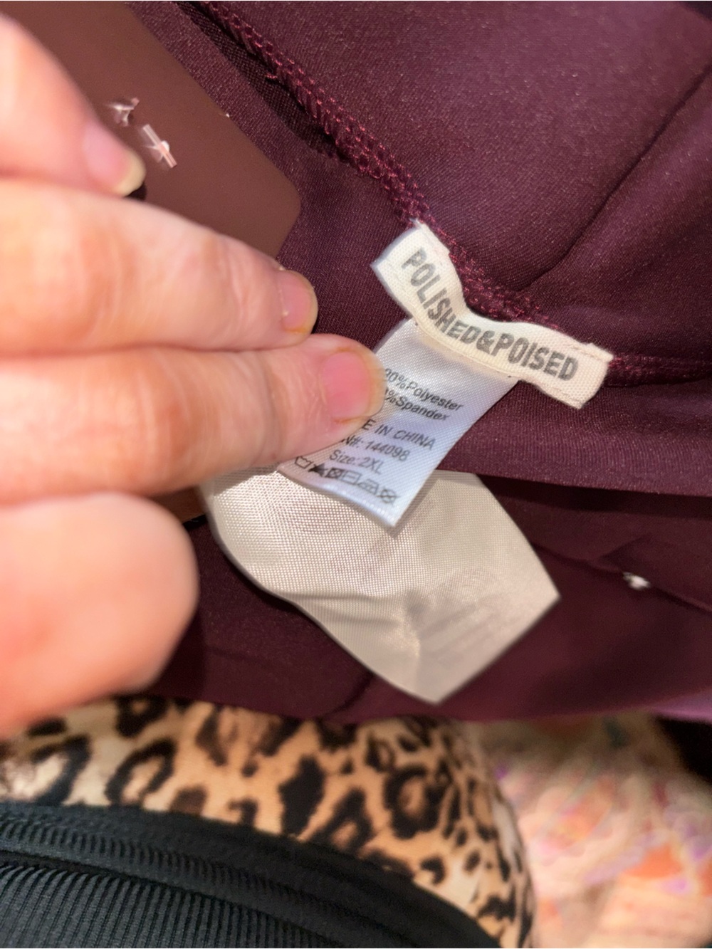 NWT Women's Stretch Bootcut Pants in Burgundy - Picture 9 of 10